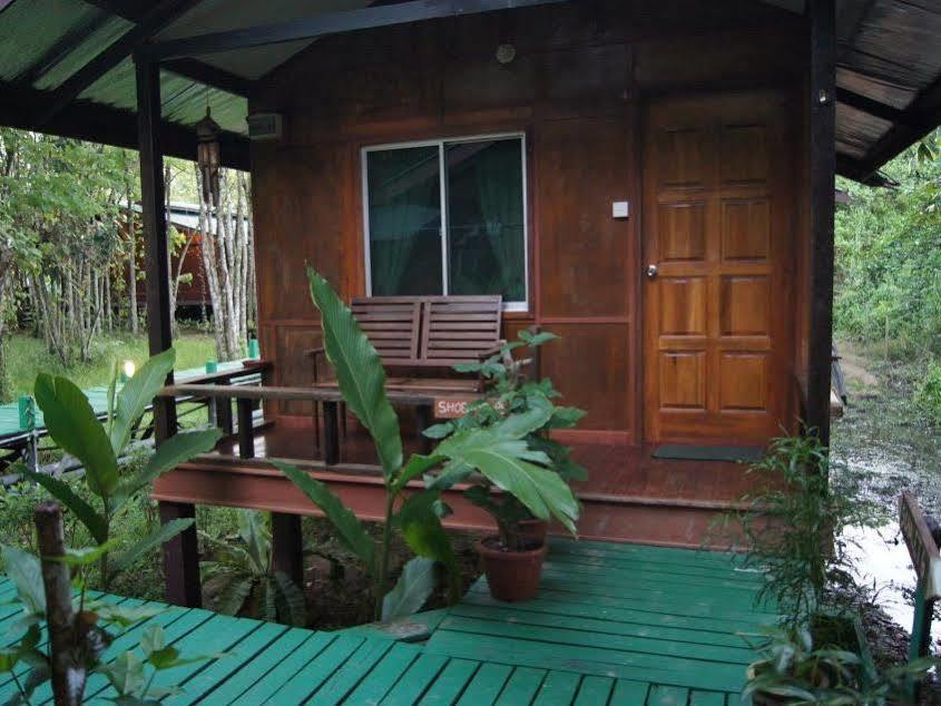 Tanini Kinabatangan Formerly Known As Nature Lodge Kinabatangan Bilit Екстер'єр фото
